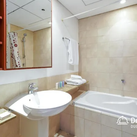 Dream Inn Apartments- Emaar Towers - Rega Al Buteen دبي المظهر الخارجي الصورة