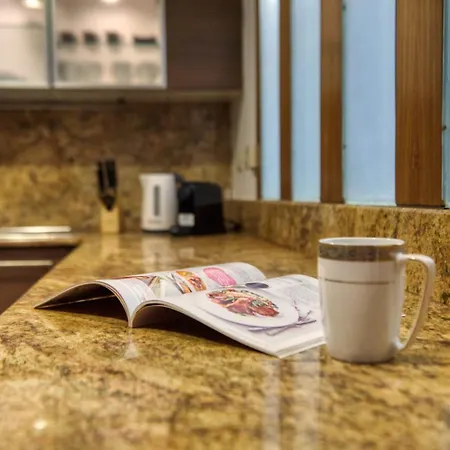 Dream Inn Apartments- Emaar Towers - Rega Al Buteen دبي المظهر الخارجي الصورة