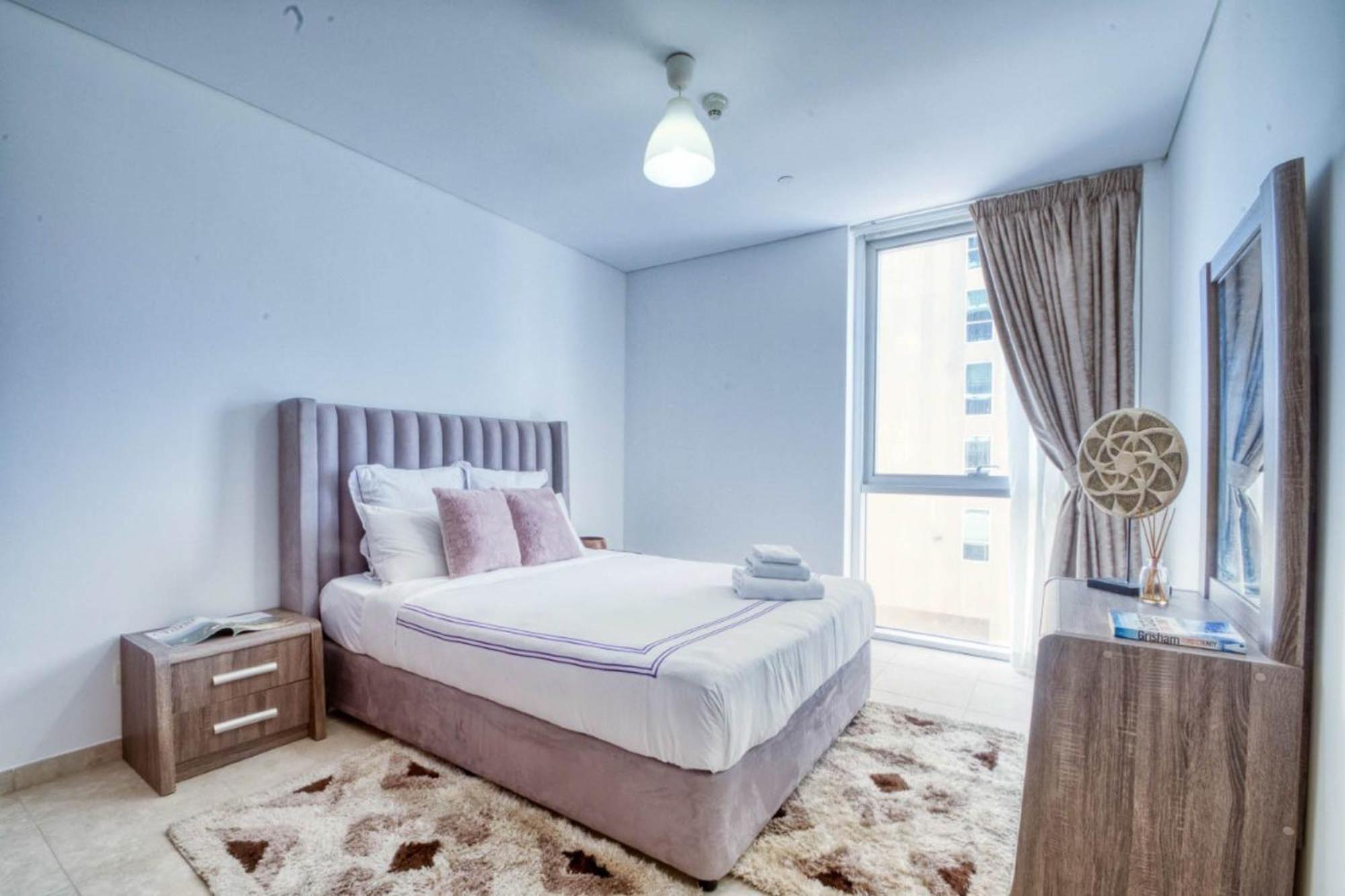 Dream Apartments- Emaar Towers - Rega Al Buteen شقة دبي