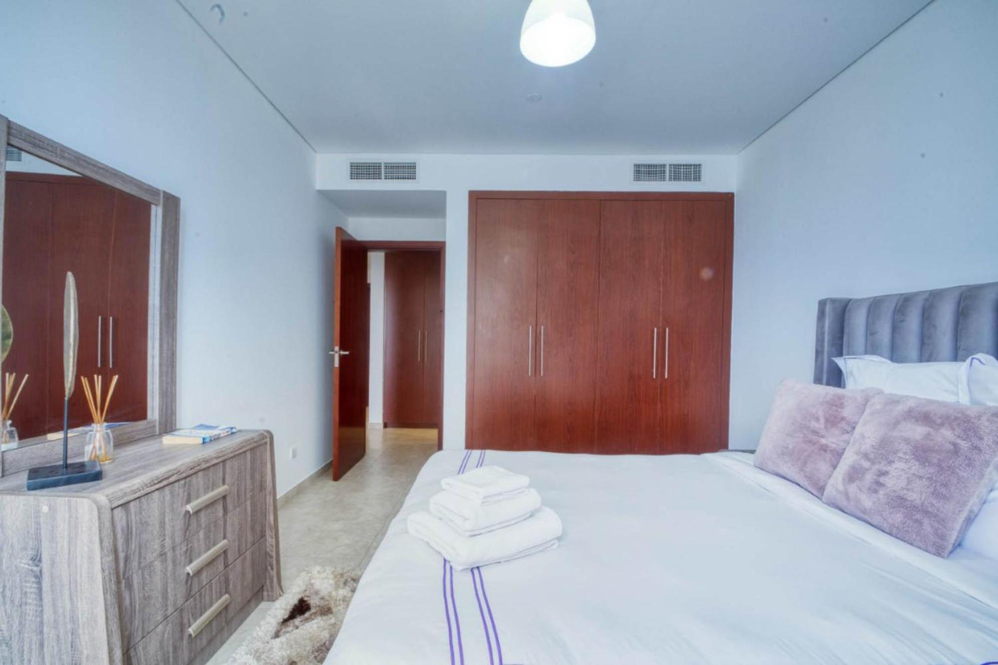 Dream Apartments- Emaar Towers - Rega Al Buteen دبي