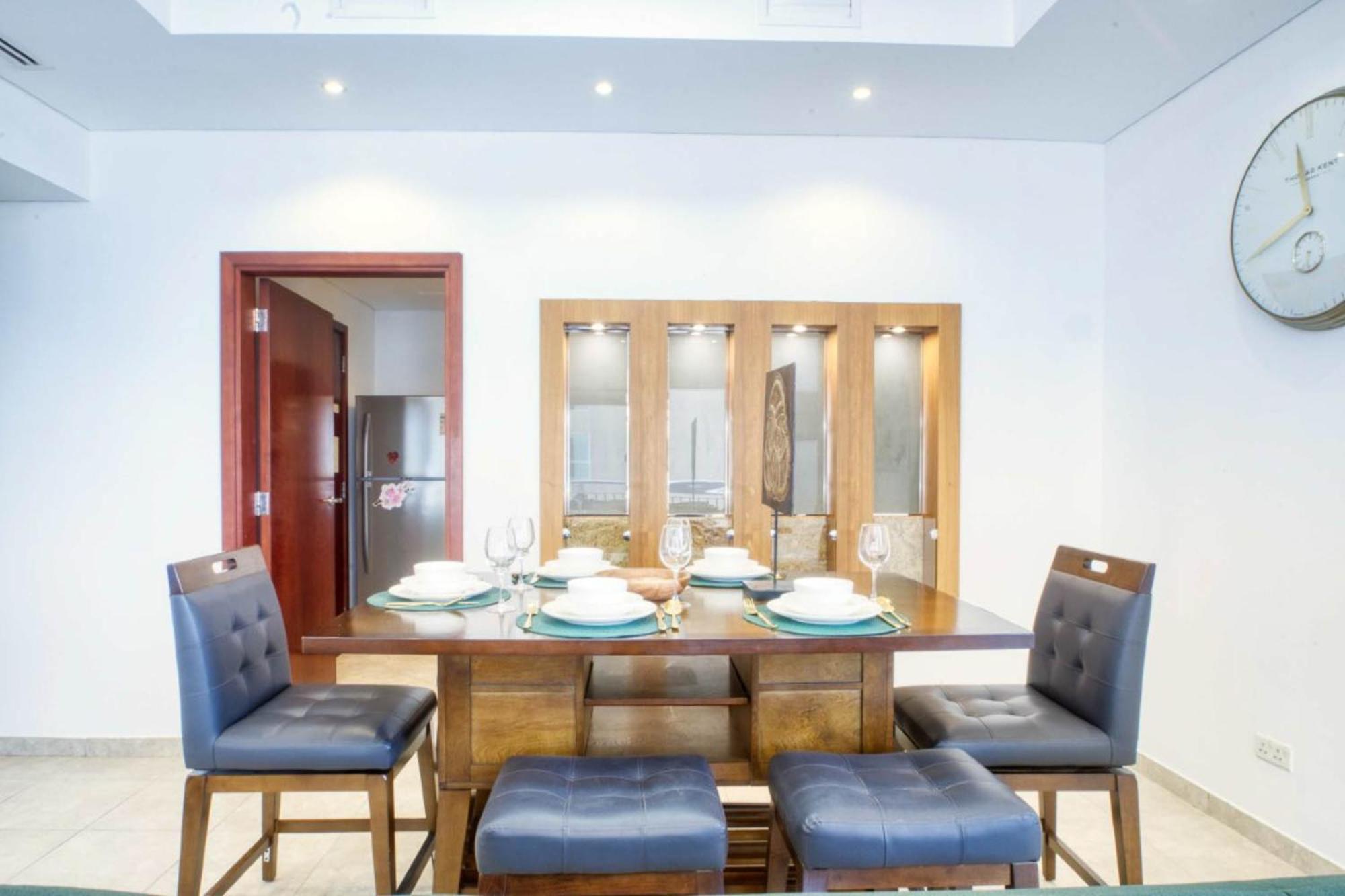 Dream Apartments- Emaar Towers - Rega Al Buteen شقة